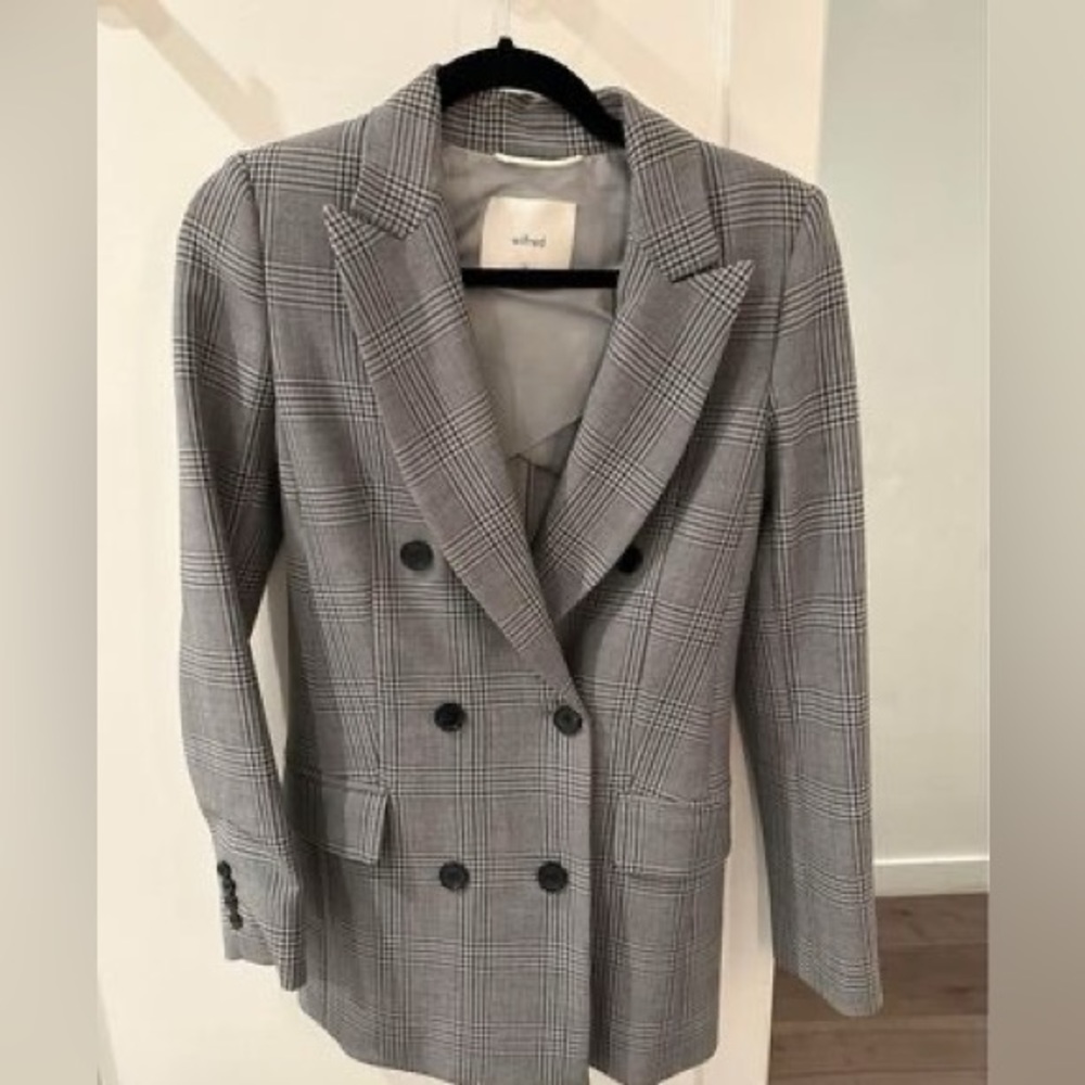 Wilfred Blazer size 00 - barely worn